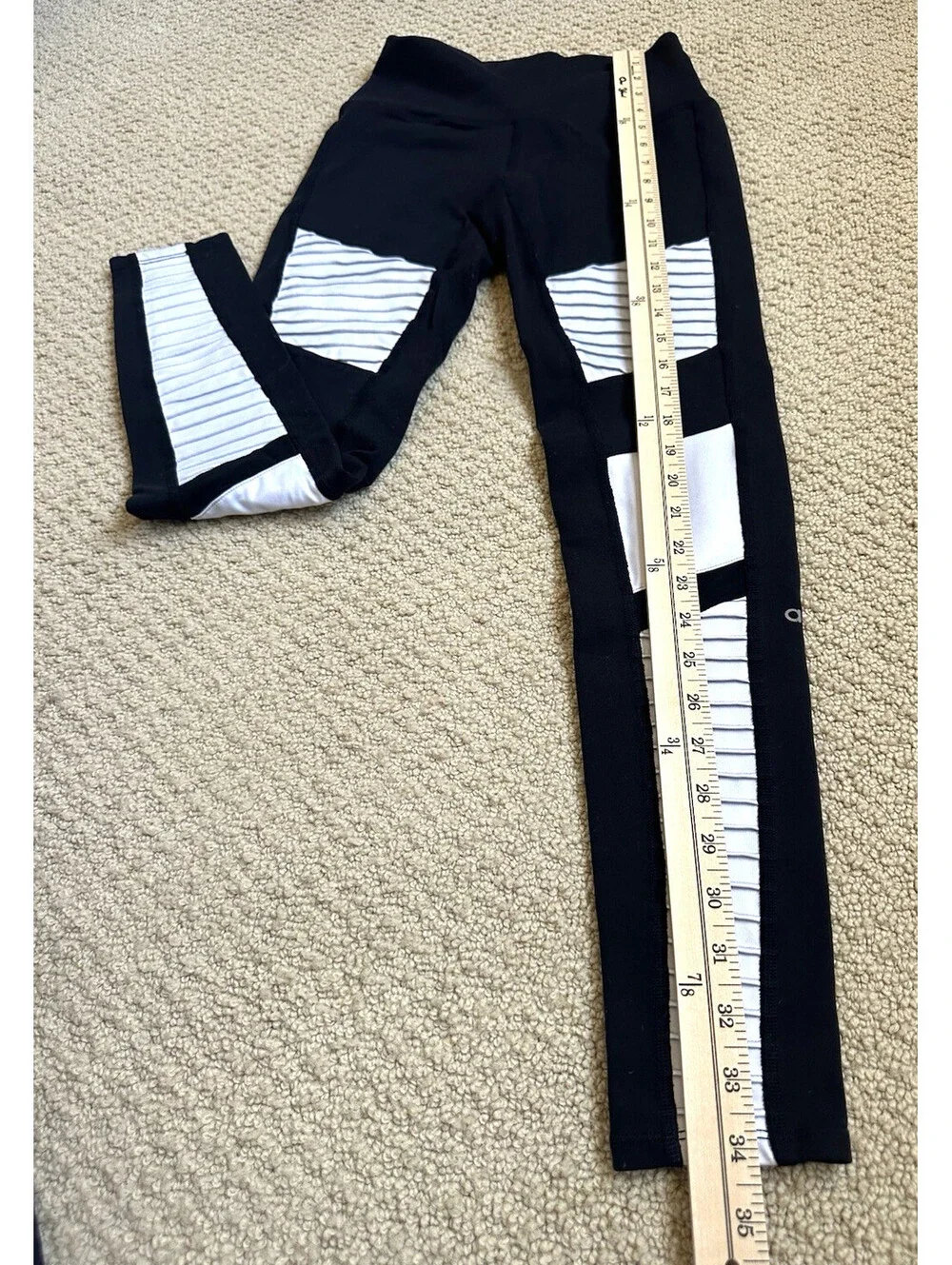 ALO Women's Yoga High Waist Moto Black with White  Legging Women's Small